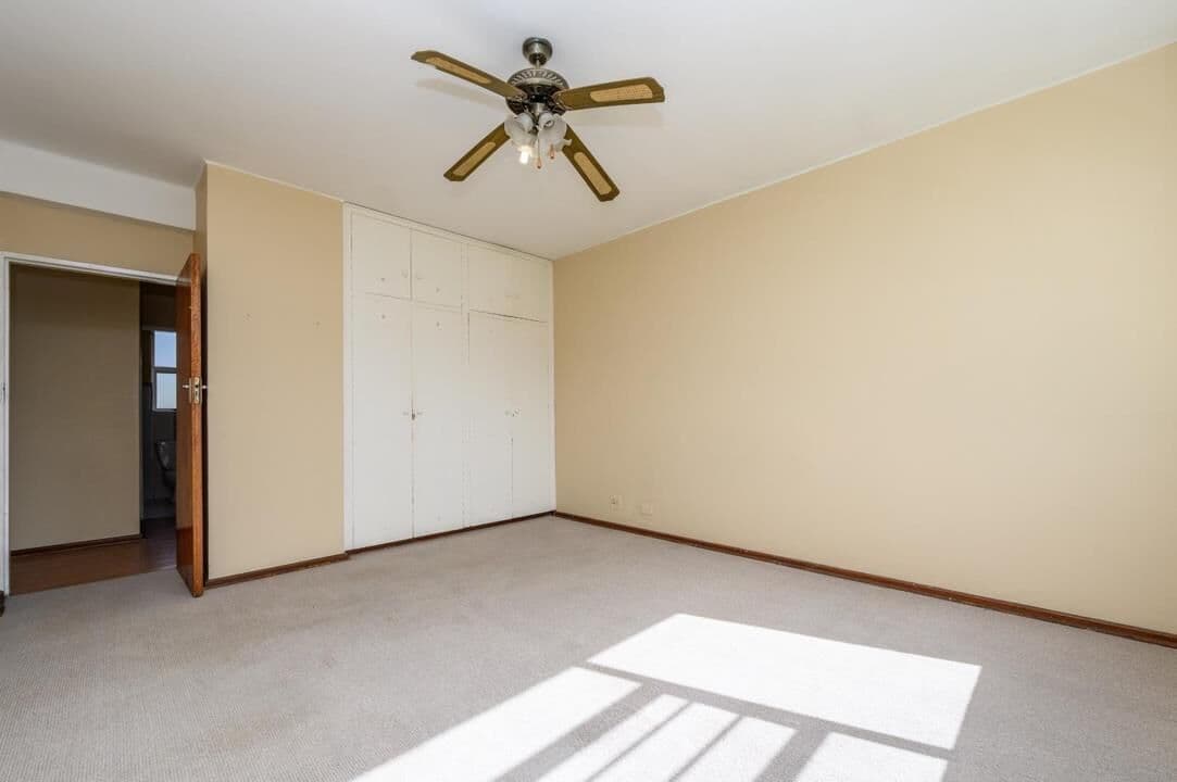 Spacious Coastal Living - An Exceptional Opportunity Near the Sea — photograph 18 of 21