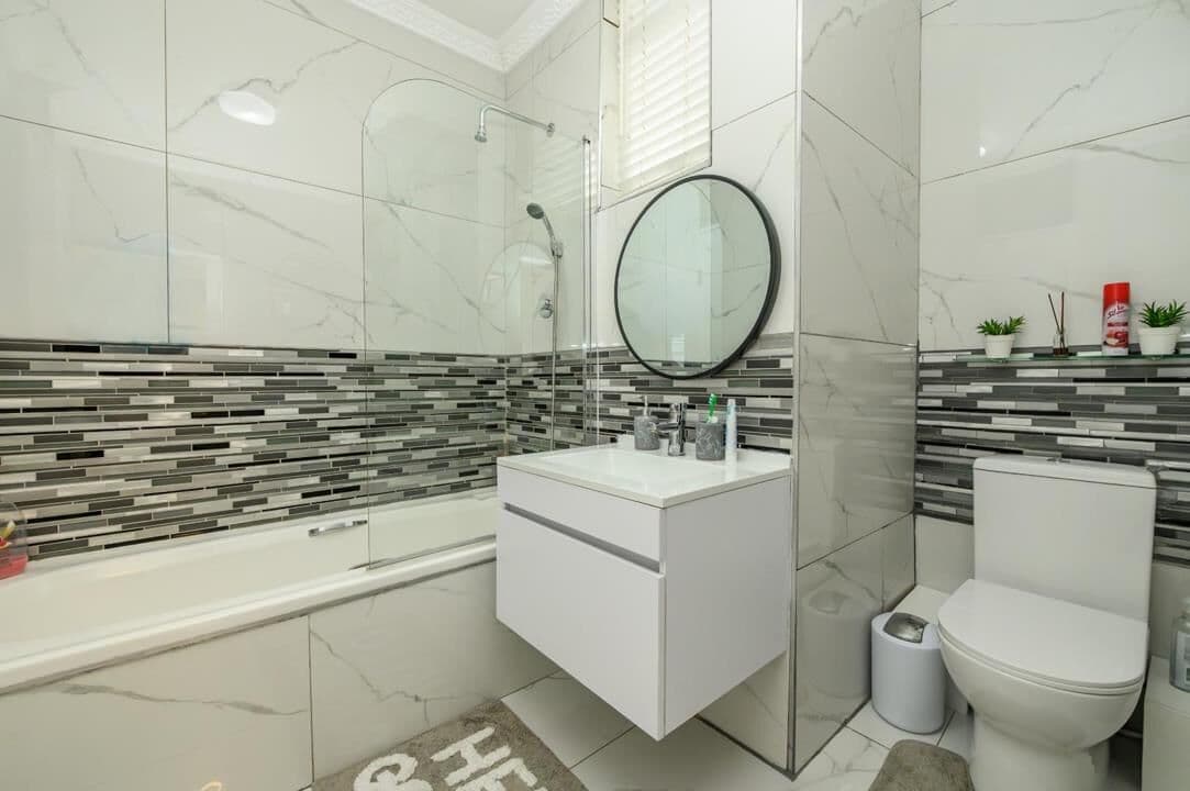 A RARE GEM WITH BREATHTAKING 180 DEG SEA VIEWS — photograph 19 of 74