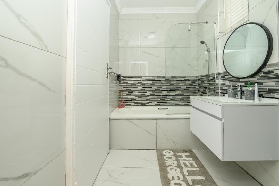 A RARE GEM WITH BREATHTAKING 180 DEG SEA VIEWS — photograph 25 of 74