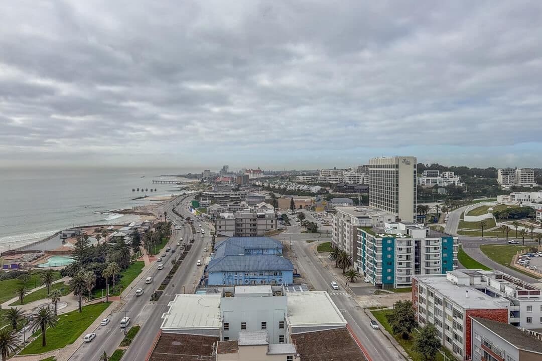 A RARE GEM WITH BREATHTAKING 180 DEG SEA VIEWS — photograph 32 of 74