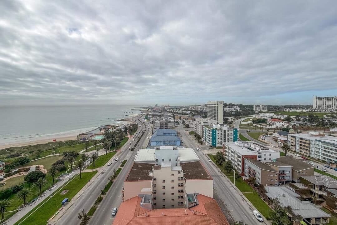 A RARE GEM WITH BREATHTAKING 180 DEG SEA VIEWS — photograph 33 of 74