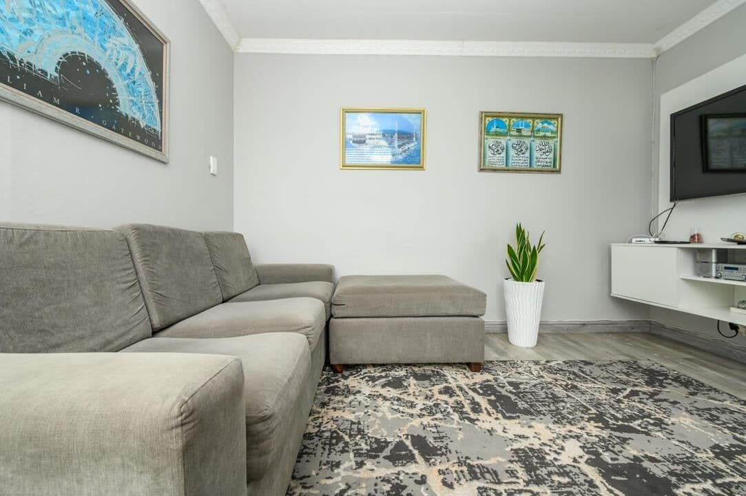 A RARE GEM WITH BREATHTAKING 180 DEG SEA VIEWS — photograph 41 of 74