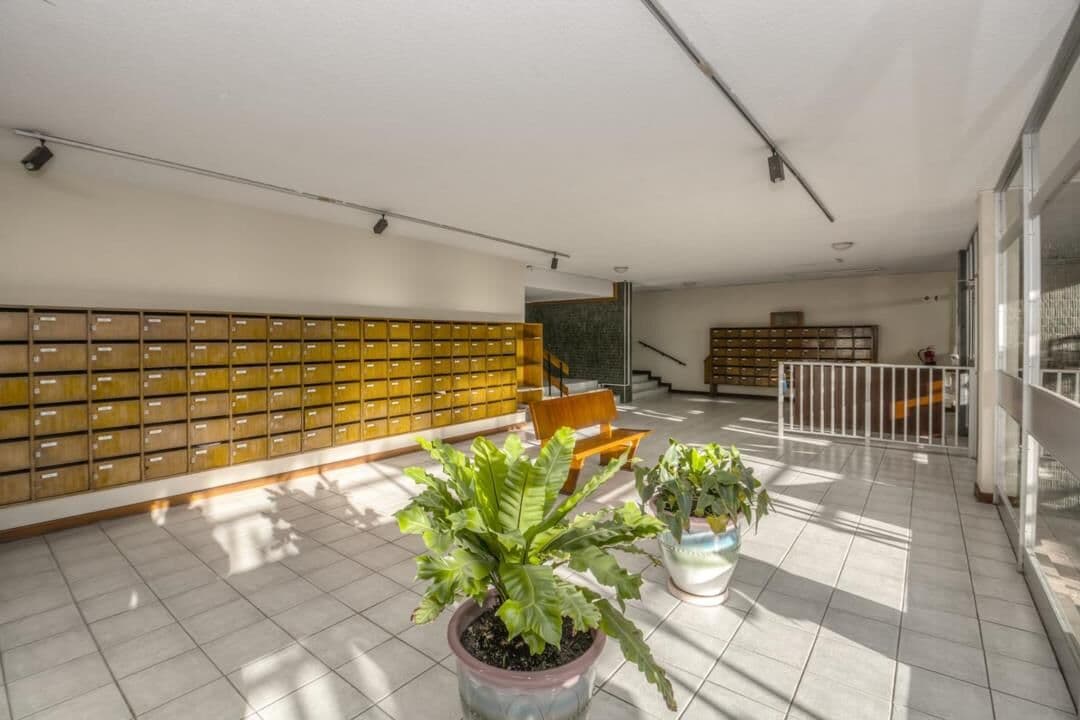 A RARE GEM WITH BREATHTAKING 180 DEG SEA VIEWS — photograph 47 of 74