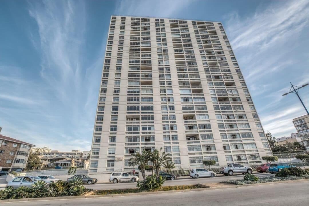 A RARE GEM WITH BREATHTAKING 180 DEG SEA VIEWS — photograph 58 of 74