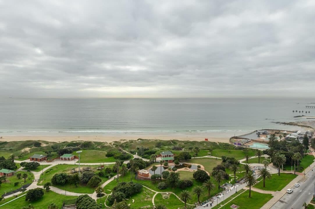 A RARE GEM WITH BREATHTAKING 180 DEG SEA VIEWS — photograph 72 of 74