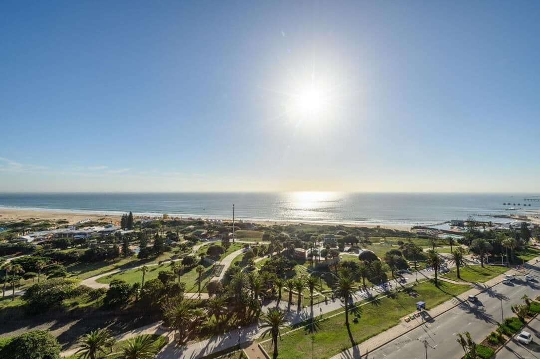 A RARE GEM WITH BREATHTAKING 180 DEG SEA VIEWS — photograph 73 of 74