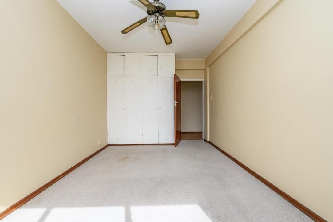 Spacious Coastal Living - An Exceptional Opportunity Near the Sea — photograph 8 of 21